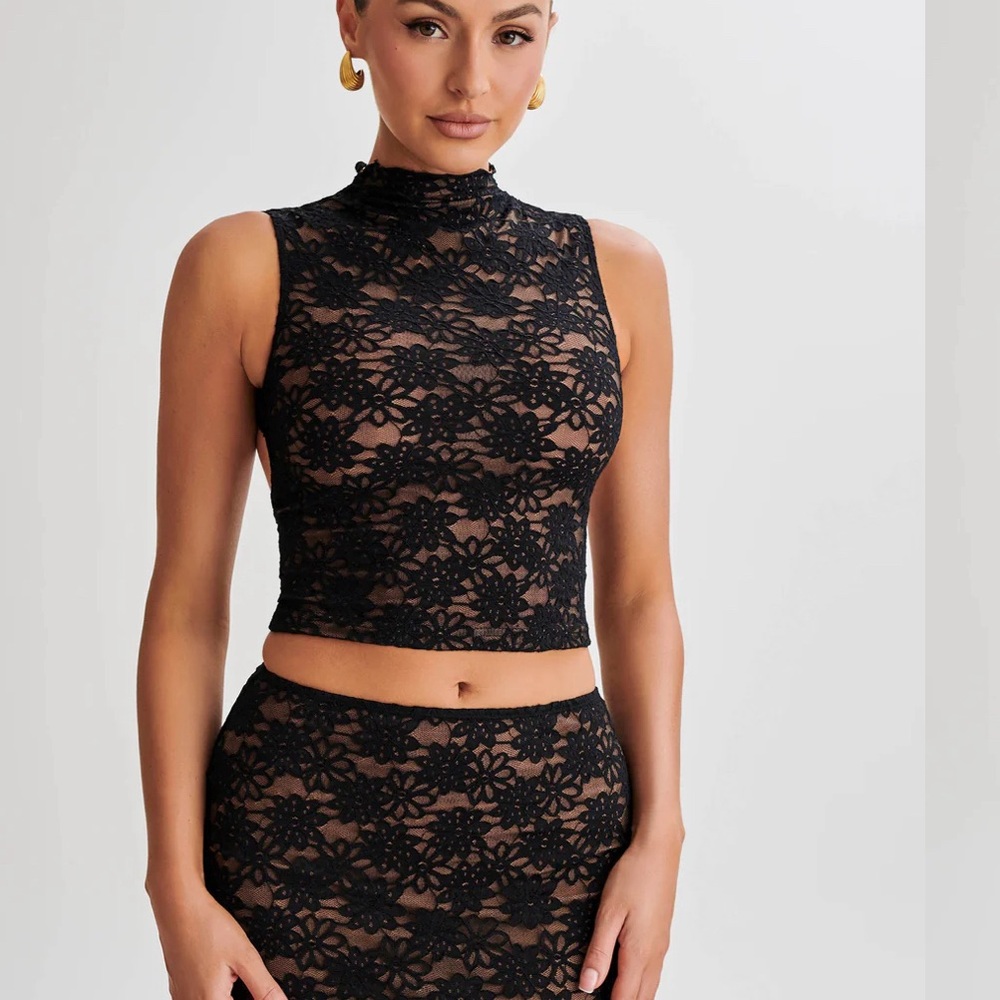 MESHKI High Neck Sleeveless Top